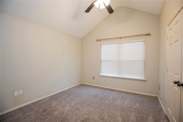 11 Fowey Lane, Bella Vista, AR 72714