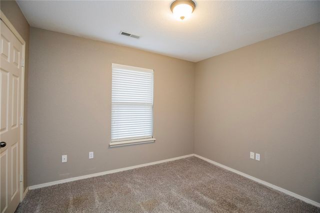 11 Fowey Lane, Bella Vista, AR 72714