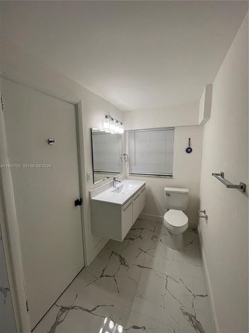 19620 NW 5th Ct, Miami Gardens, FL 33169