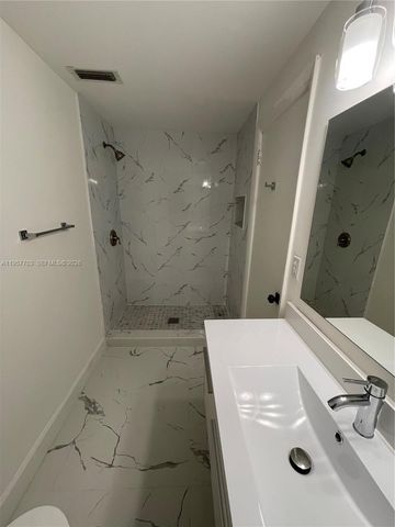 19620 NW 5th Ct, Miami Gardens, FL 33169