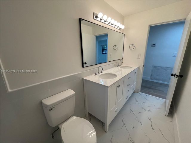 19620 NW 5th Ct, Miami Gardens, FL 33169