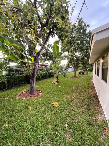 19620 NW 5th Ct, Miami Gardens, FL 33169