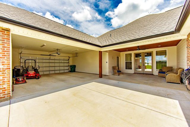 357 Morning Star Drive, Thibodaux, LA 70301