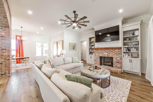 357 Morning Star Drive, Thibodaux, LA 70301