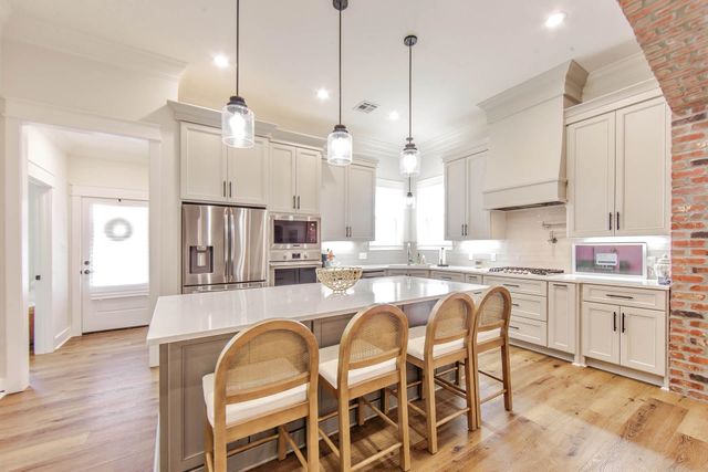 357 Morning Star Drive, Thibodaux, LA 70301