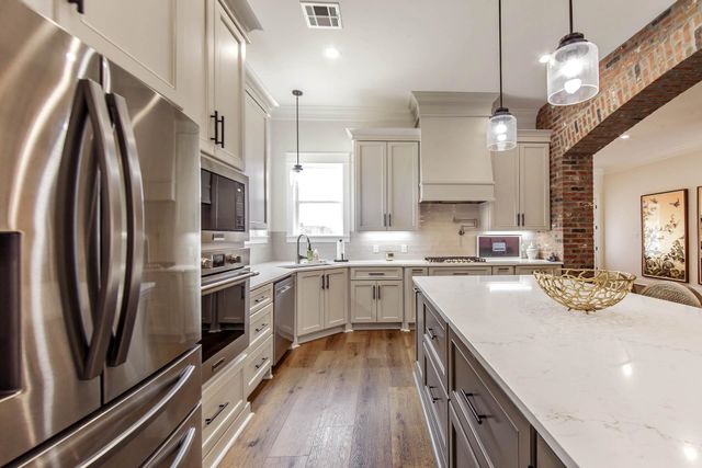 357 Morning Star Drive, Thibodaux, LA 70301