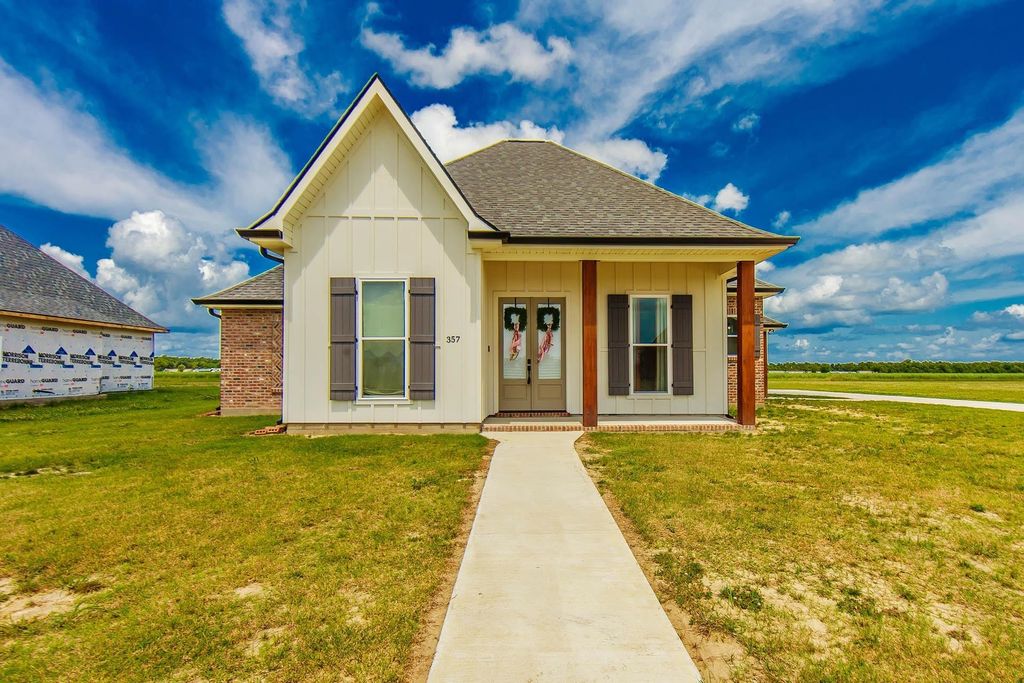357 Morning Star Drive, Thibodaux, LA 70301