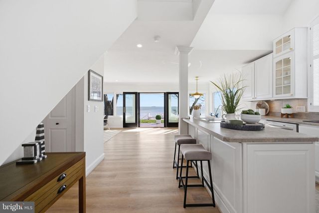 3963 BAYSIDE DR, Edgewater, MD 21037