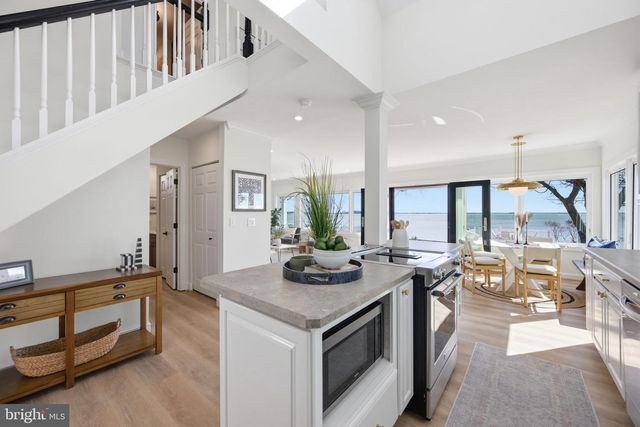 3963 BAYSIDE DR, Edgewater, MD 21037