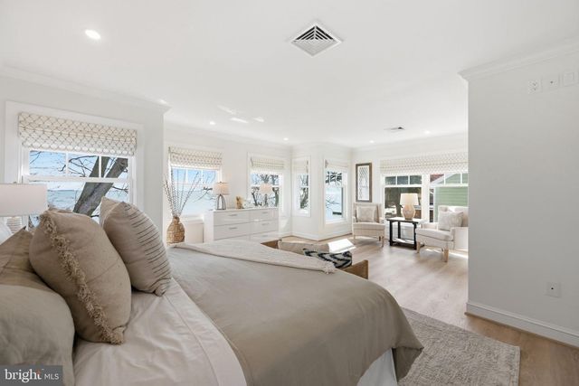 3963 BAYSIDE DR, Edgewater, MD 21037