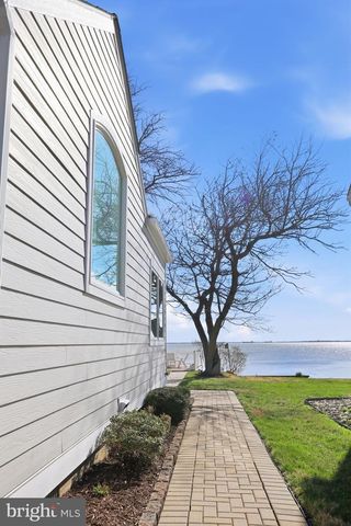 3963 BAYSIDE DR, Edgewater, MD 21037