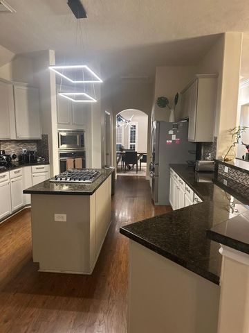 2315 Blue Water Bay Drive, Katy, TX 77494