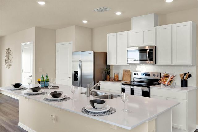 5166 CLUSIA DRIVE, Apopka, FL 32712