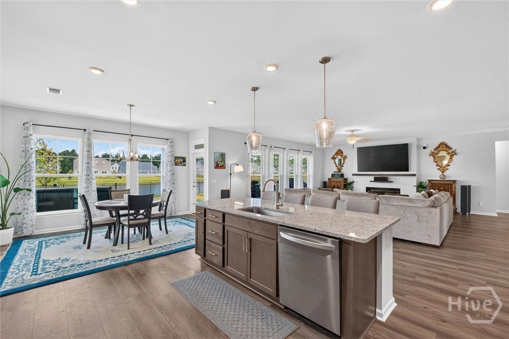 Image 17 of property listing at 150 Champlain Drive, Pooler, GA 31322