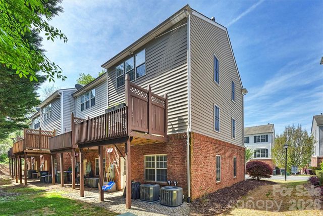 5423 Dockery Drive, Charlotte, NC 28209