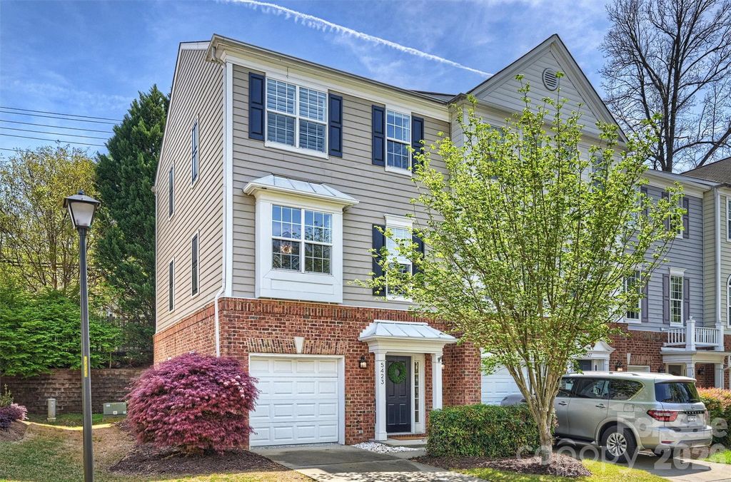 5423 Dockery Drive, Charlotte, NC 28209