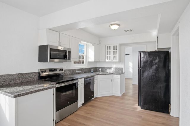 5333 Geer Rd, Turlock, CA 95382