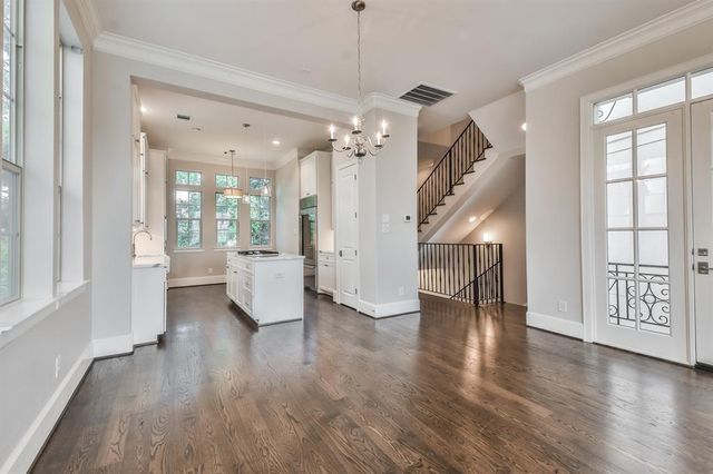 70 Wooded Park Place, The Woodlands, TX 77380