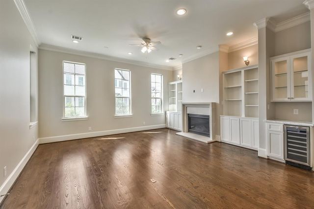 70 Wooded Park Place, The Woodlands, TX 77380
