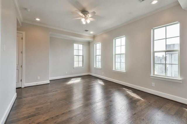 70 Wooded Park Place, The Woodlands, TX 77380