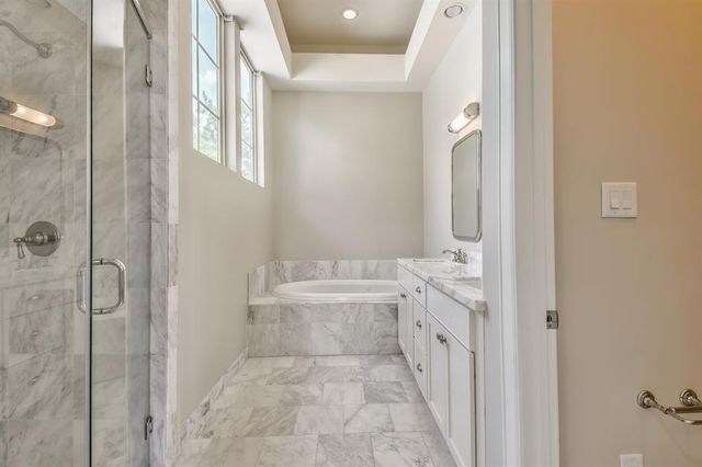 70 Wooded Park Place, The Woodlands, TX 77380