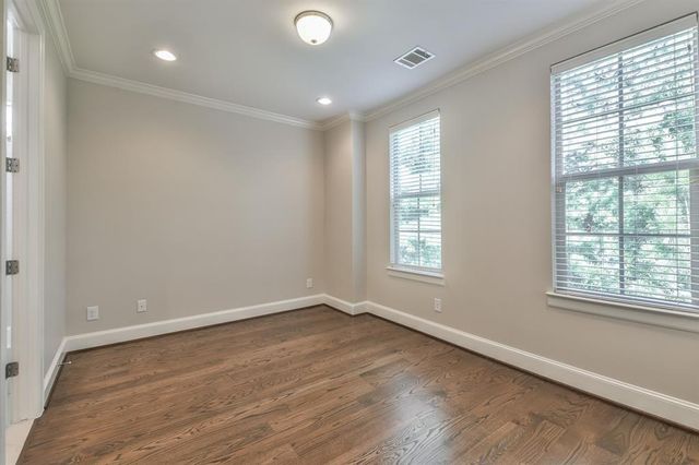 70 Wooded Park Place, The Woodlands, TX 77380