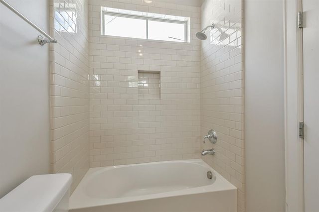 70 Wooded Park Place, The Woodlands, TX 77380