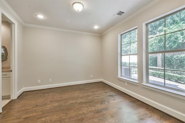 70 Wooded Park Place, The Woodlands, TX 77380