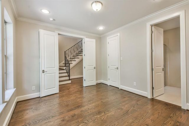 70 Wooded Park Place, The Woodlands, TX 77380