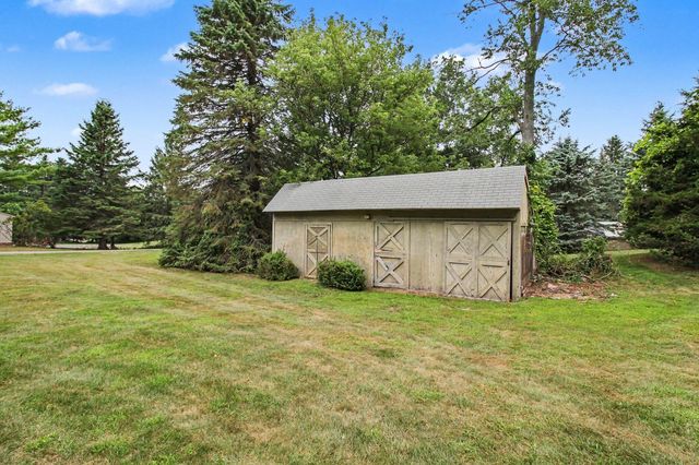 1457 Indian Trail, Milford Charter Twp, MI 48380