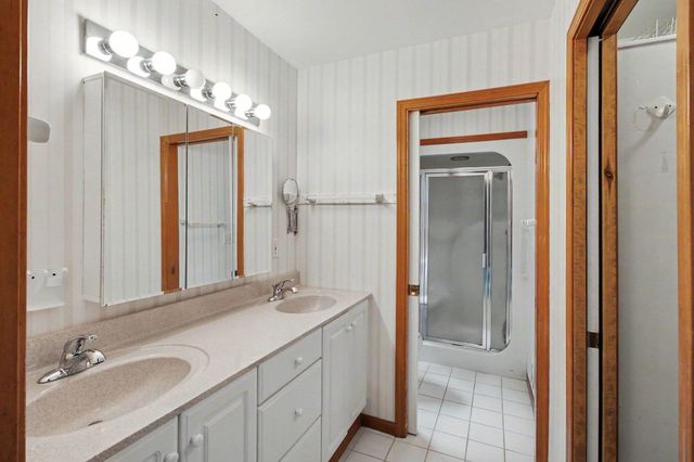 1457 Indian Trail, Milford Charter Twp, MI 48380