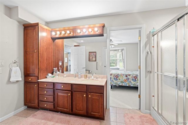 9346 Golfcrest Circle, Davison, MI 48423