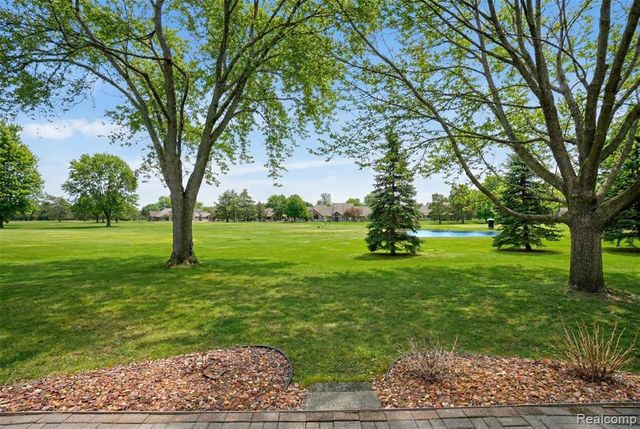 9346 Golfcrest Circle, Davison, MI 48423
