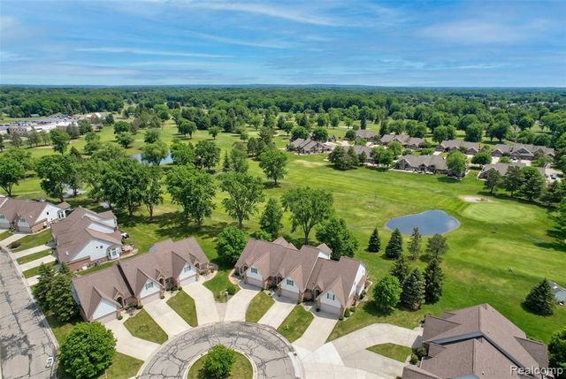 9346 Golfcrest Circle, Davison, MI 48423