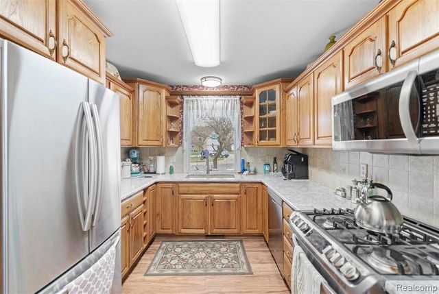 9346 Golfcrest Circle, Davison, MI 48423