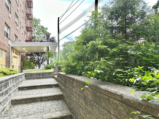 3240 Riverdale Avenue 2J, Bronx, NY 10463