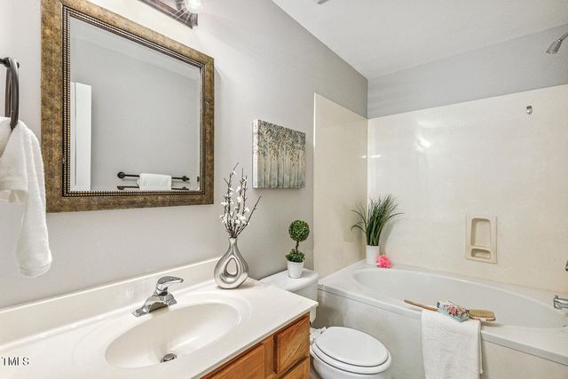 3050 Trailwood Pines Lane 303, Raleigh, NC 27603