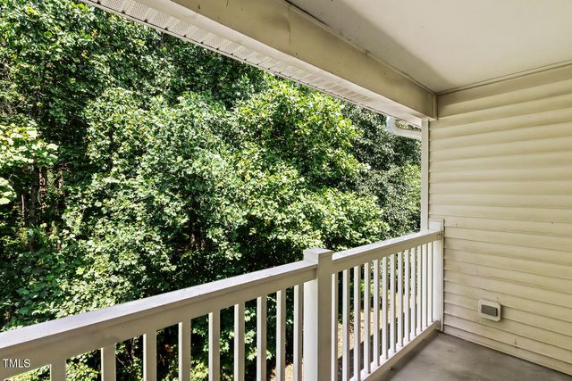 3050 Trailwood Pines Lane 303, Raleigh, NC 27603