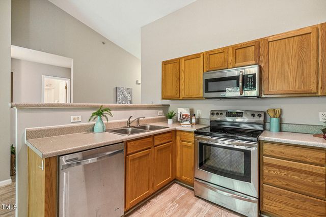 3050 Trailwood Pines Lane 303, Raleigh, NC 27603
