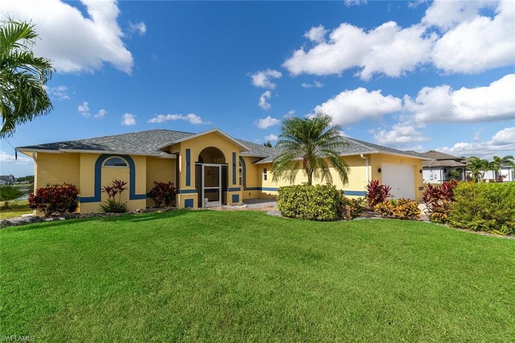 304 NW 12th LN, Cape Coral, FL 33993