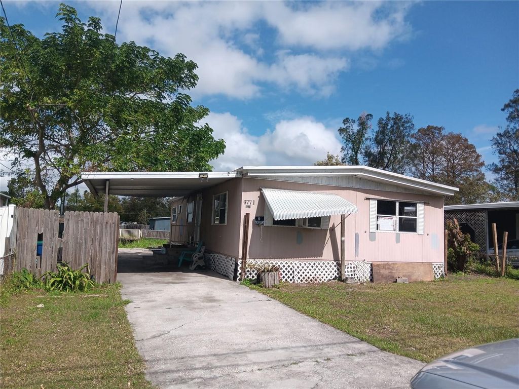 6771 68TH AVENUE N, Pinellas Park, FL 33781
