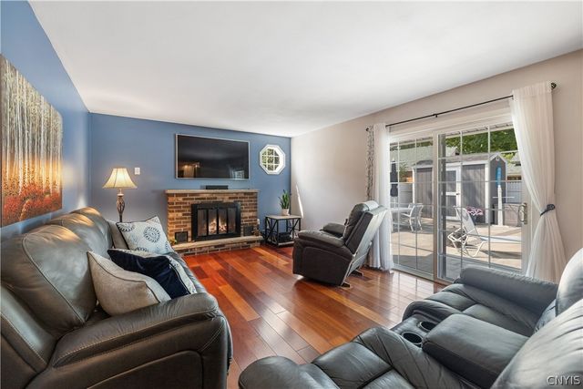 7601 Audrey Drive, Clay, NY 13212