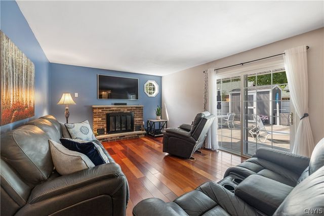 7601 Audrey Drive, Clay, NY 13212