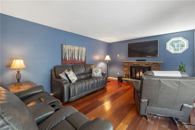 7601 Audrey Drive, Clay, NY 13212