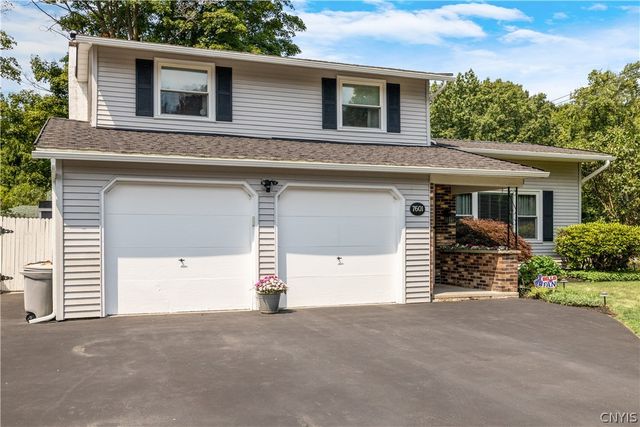 7601 Audrey Drive, Clay, NY 13212