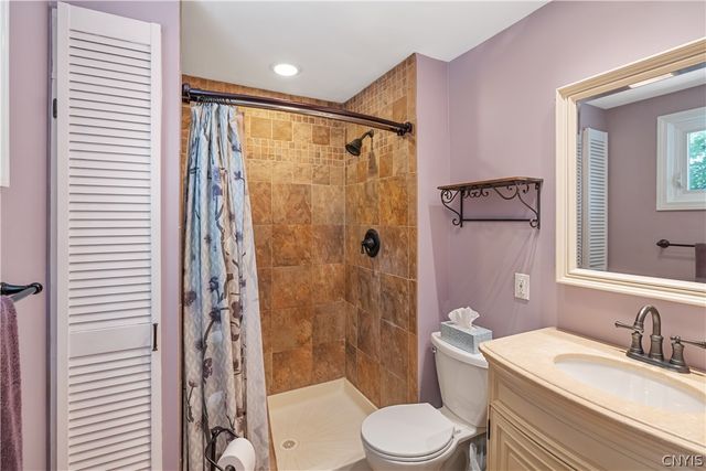 7601 Audrey Drive, Clay, NY 13212