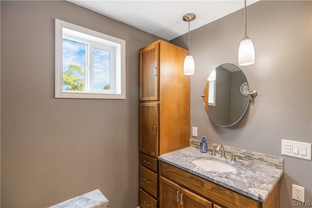 7601 Audrey Drive, Clay, NY 13212