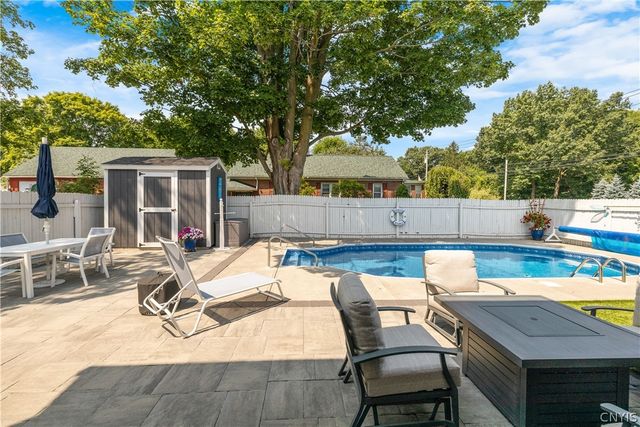 7601 Audrey Drive, Clay, NY 13212