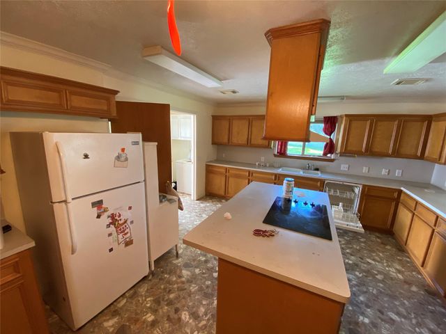 14755 Quinnett Rd, Conroe, TX 77302