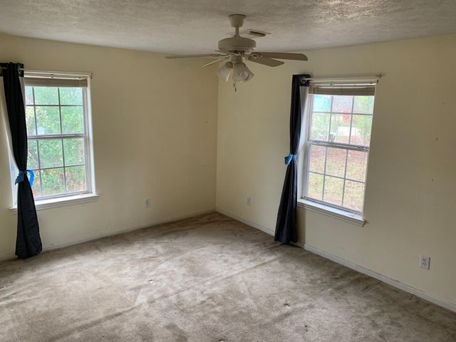 14755 Quinnett Rd, Conroe, TX 77302